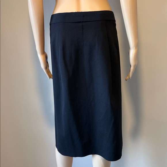 Elie Tahari Dark Blue Maxi Skirt with Accordion Pleat Front. - Picture 4 of 7